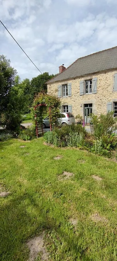 Les Volets Gris Villa La Croix-Hellean Holiday home
