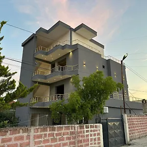 Mico's Vlorë